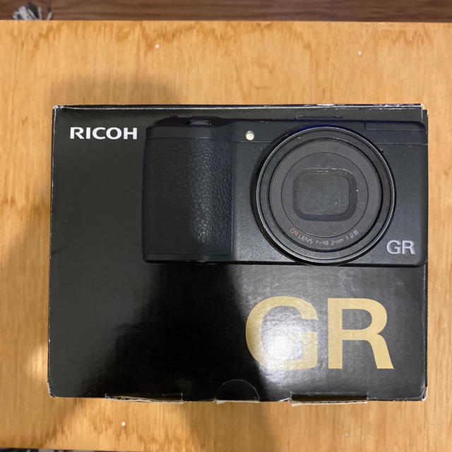 RICOH GRコンパクトデジタルカメラ