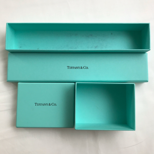 Tiffany & Co.(ティファニー)のティファニー　アクセサリー　収納ケース　空箱 インテリア/住まい/日用品のインテリア小物(小物入れ)の商品写真