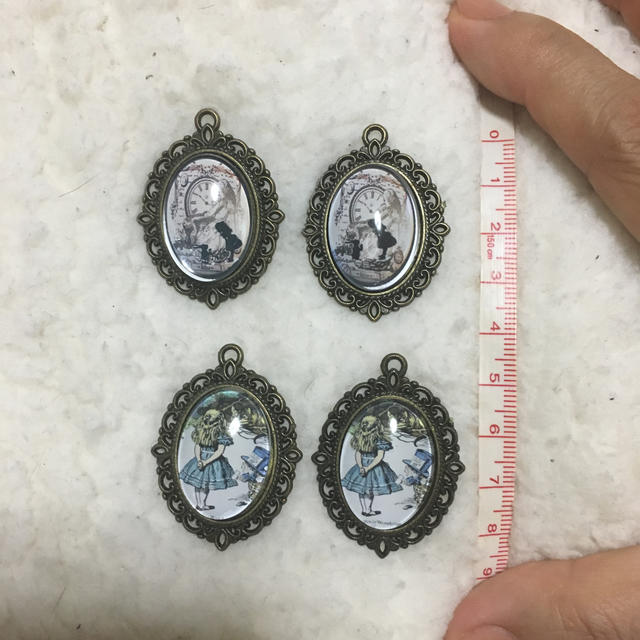 ふしぎの国のアリス お値下げ 新品 不思議の国のアリス 可愛いパーツです 4点セット の通販 By Pesu フシギノクニノアリスならラクマ ふしぎの国のアリス お値下げ 新品 不思議の国のアリス 可愛いパーツです 4点セット の通販 By Pesu フシギノクニノアリスならラクマ