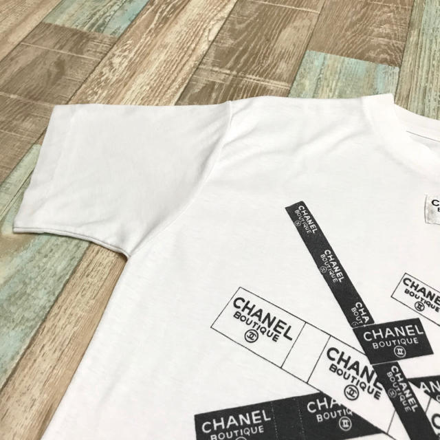 CHANEL(シャネル)のCHANEL ノベルティ Tシャツ レディースのトップス(Tシャツ(半袖/袖なし))の商品写真