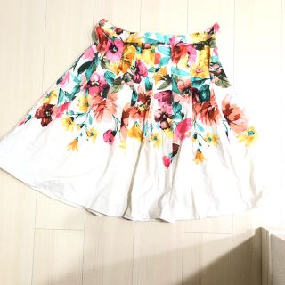 マックスマーラ(Max Mara)のMaxMara weekend 花柄　プリーツスカート(ひざ丈スカート)