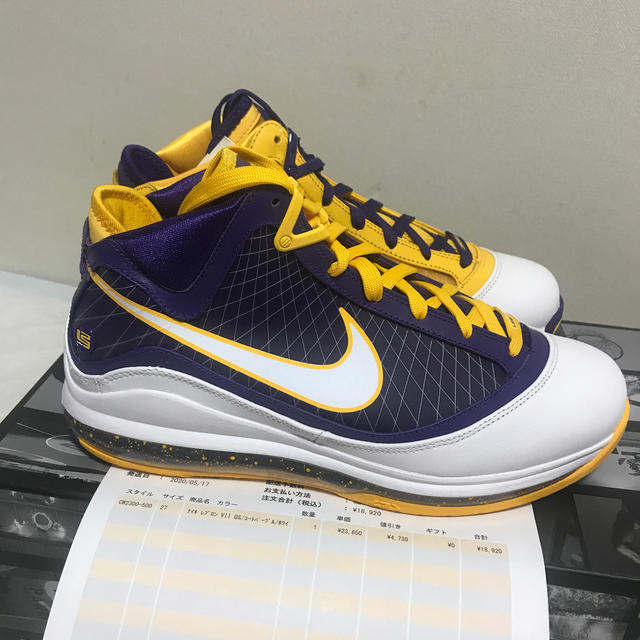 NIKE(ナイキ)の27cm lebron 7 lakers コートパープル レブロン nba メンズの靴/シューズ(スニーカー)の商品写真