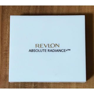 レブロン(REVLON)のREVLON パウダー　ファンデーション　アブソルート　ラディエンス　(ファンデーション)