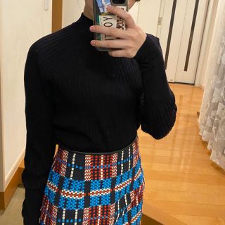 ザラ(ZARA)の【在庫処分セール】 ZARA ボタン付き　ニット　セーター(ニット/セーター)