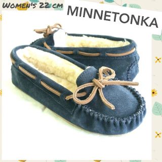 ミネトンカ(Minnetonka)の♡MINNETONKA♡新品未使用 キャリースリッパ ボアモカシン 22㎝相当(スリッポン/モカシン)