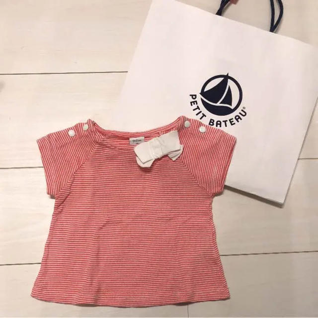 PETIT BATEAU(プチバトー)のプチバトー リボン トップス マリニエール 半袖 ファミリア  12m キッズ/ベビー/マタニティのベビー服(~85cm)(Ｔシャツ)の商品写真