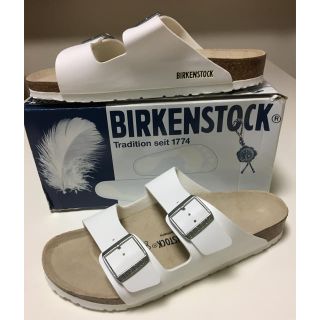 ビルケンシュトック(BIRKENSTOCK)の【hana様 専用】BIRKENSTOCK アリゾナ ホワイト 41(サンダル)