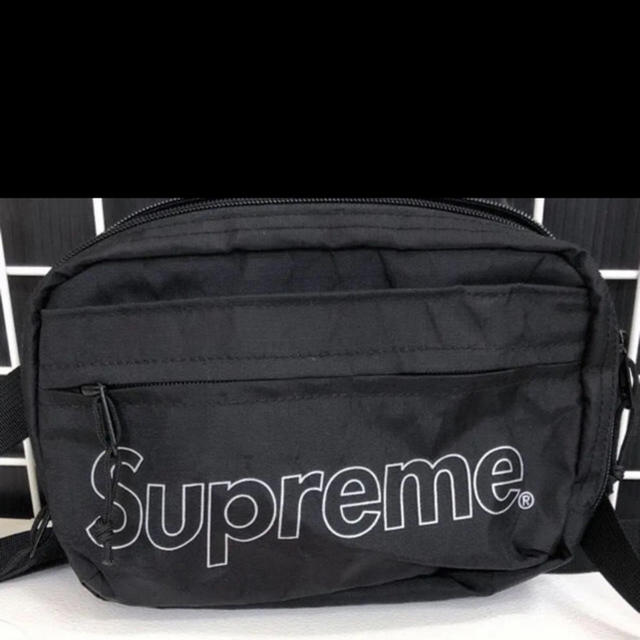 Supreme(シュプリーム)のsupreme ショルダーポーチ ウエストポーチ 人気商品 メンズのバッグ(ウエストポーチ)の商品写真