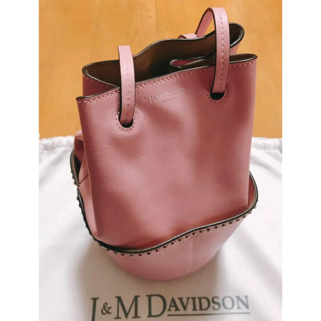 J&M DAVIDSON(ジェイアンドエムデヴィッドソン)の美品J&M DAVIDSON MINI DAISY ミニデイジー カメリアピンク レディースのバッグ(ハンドバッグ)の商品写真