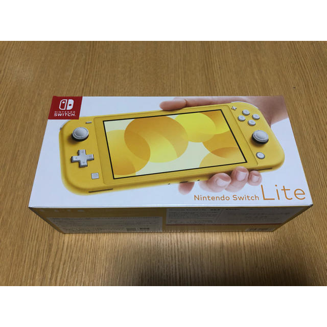 Switch light イエロー携帯用ゲーム機本体