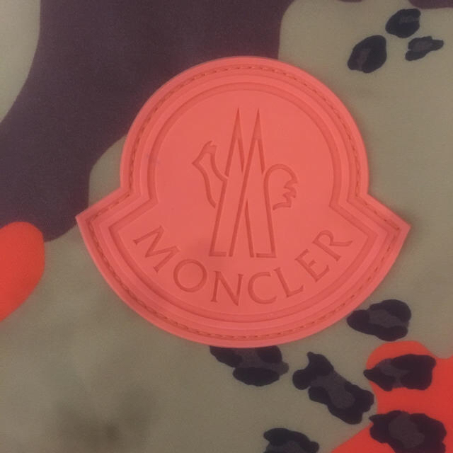 MONCLER(モンクレール)のMONCLER♡クラッチバッグ メンズのバッグ(セカンドバッグ/クラッチバッグ)の商品写真