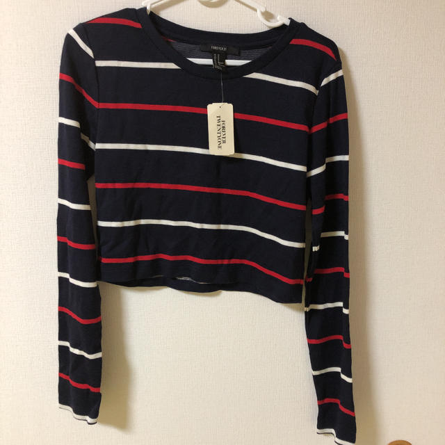 FOREVER 21(フォーエバートゥエンティーワン)のフォーエバー21 ロンT レディースのトップス(Tシャツ(長袖/七分))の商品写真