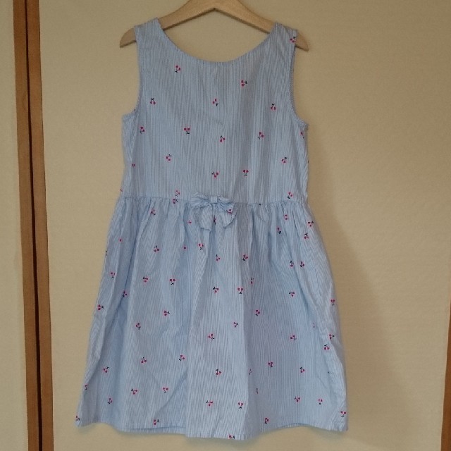 H&M(エイチアンドエム)のH&M ワンピース 140 キッズ/ベビー/マタニティのキッズ服女の子用(90cm~)(ワンピース)の商品写真