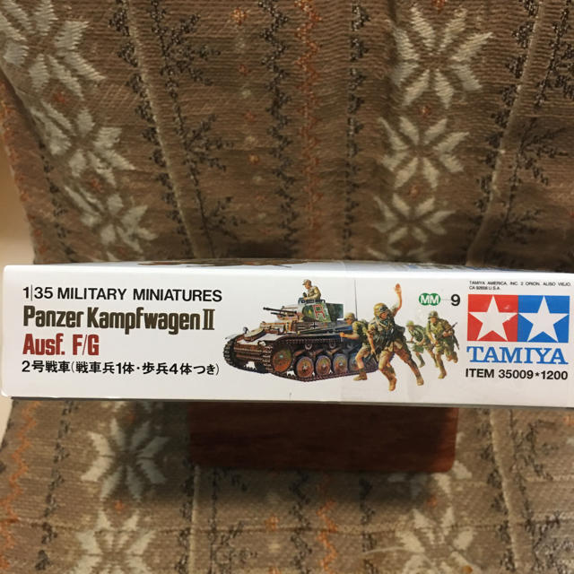 送料無料　TAMIYA ドイツII号戦車　1／35ミリタリーシリーズNo.9 エンタメ/ホビーのおもちゃ/ぬいぐるみ(模型/プラモデル)の商品写真