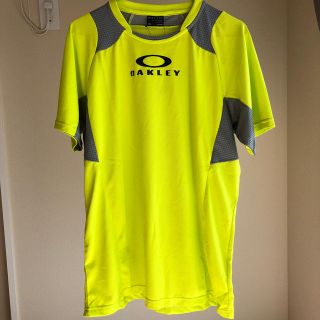 オークリー(Oakley)の新品　OAKLEY オークリー　Tシャツ　XL(ウェア)