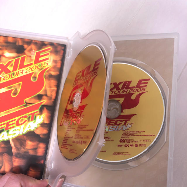 EXILE(エグザイル)のEXILE 2005 PERFECT LIVE ASIA DVD 2枚組 エンタメ/ホビーのDVD/ブルーレイ(ミュージック)の商品写真