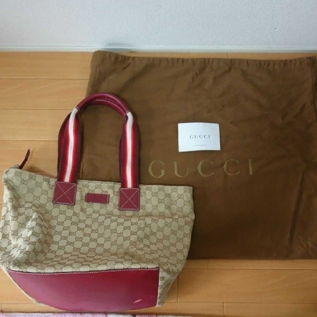 21福袋 Gucci直営店購入 グッチ キャンパストートバッグ大 赤 流行に Oser Hypnose Fr