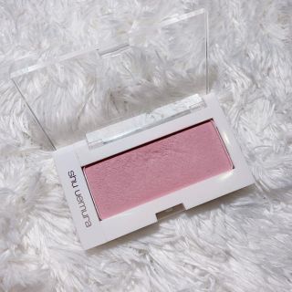 シュウウエムラ(shu uemura)のグローオンチーク　M325(チーク)