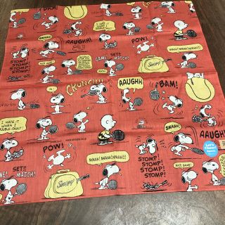 スヌーピー(SNOOPY)のvintageスヌーピーバンダナ　布　生地　はぎれ(生地/糸)