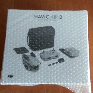 新品未開封：MAVIC AIR2　Fly More コンボ(ホビーラジコン)