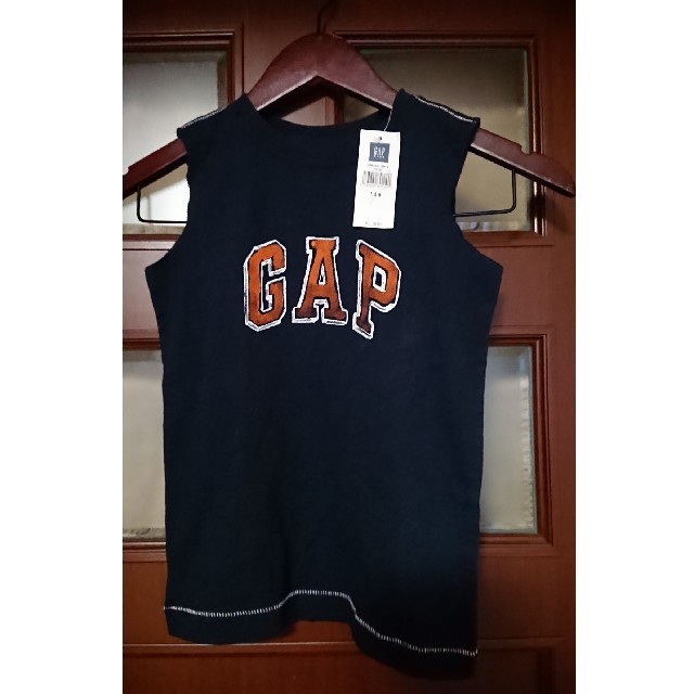 GAP Kids(ギャップキッズ)のGAP KIDSタンクトップ110 キッズ/ベビー/マタニティのキッズ服男の子用(90cm~)(Tシャツ/カットソー)の商品写真