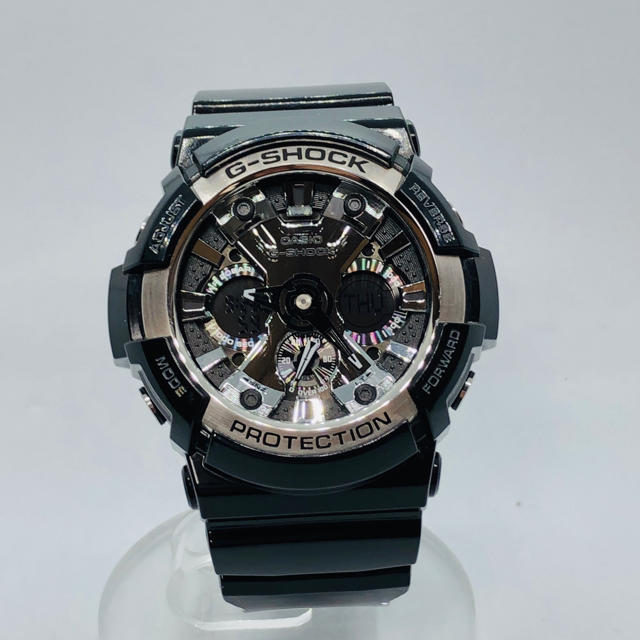 G-SHOCK(ジーショック)の美品 CASIO G-SHOCK 腕時計  GA-200BW メンズの時計(腕時計(アナログ))の商品写真