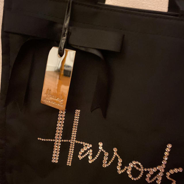 Harrods(ハロッズ)のハロッズA4スワロフスキートートバッグ レディースのバッグ(トートバッグ)の商品写真