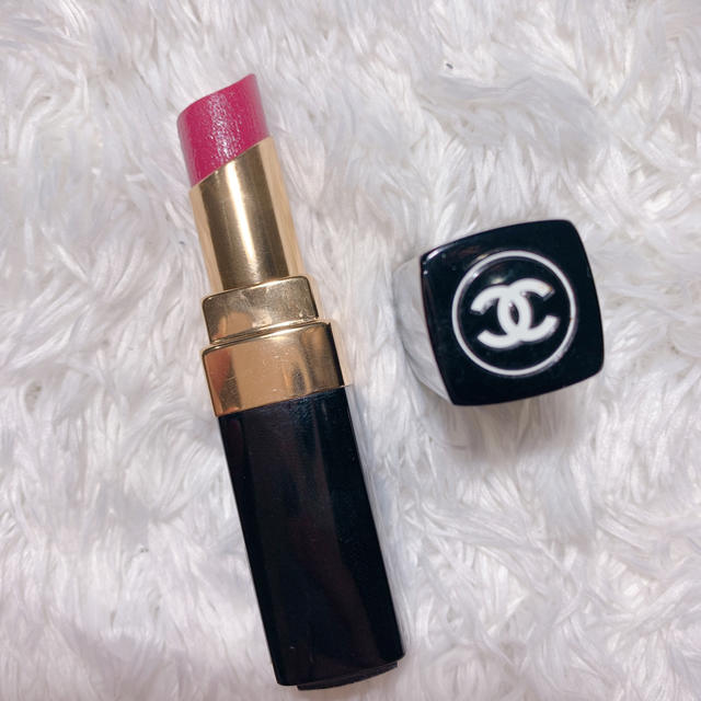 CHANEL(シャネル)のルージュココシャイン61 コスメ/美容のベースメイク/化粧品(口紅)の商品写真