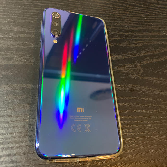 ANDROID(アンドロイド)のXiaomi Mi 9 SE 64gb ブルー スマホ/家電/カメラのスマートフォン/携帯電話(スマートフォン本体)の商品写真