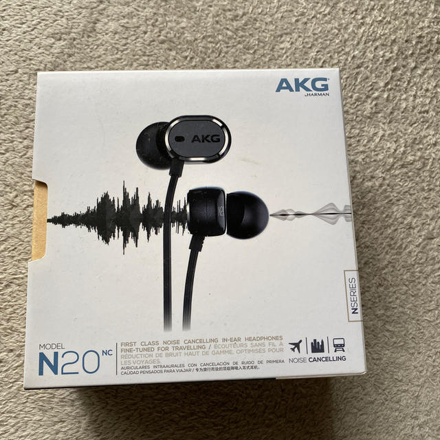 AKG N20 ノイズキャンセリングイヤホン