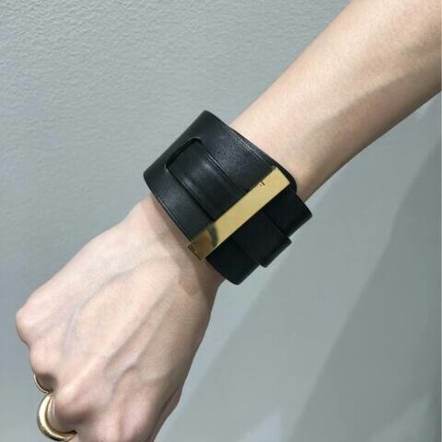 URSUL Leather cuff ブラックアクセサリー