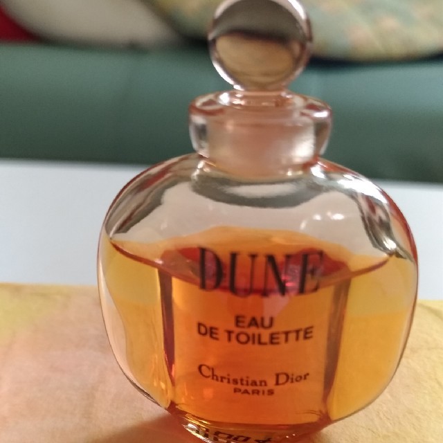 Christian Dior(クリスチャンディオール)のChristian Dior  DUNE 5ml コスメ/美容の香水(ユニセックス)の商品写真
