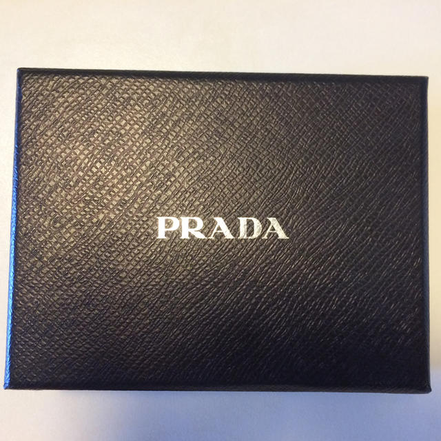 PRADA(プラダ)のPRADA カードケース レディースのファッション小物(名刺入れ/定期入れ)の商品写真