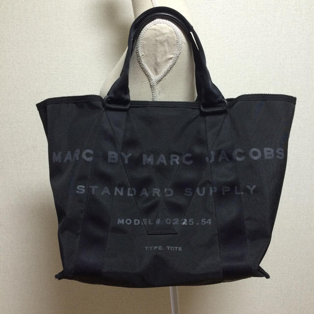 MARC BY MARC JACOBS(マークバイマークジェイコブス)の美品‼︎☆MARC BY☆ビッグトート レディースのバッグ(トートバッグ)の商品写真