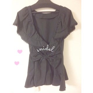 スナイデル(SNIDEL)のsnidel💕バックリボントップス(シャツ/ブラウス(半袖/袖なし))