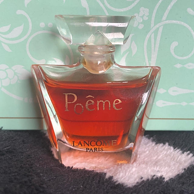 LANCOME(ランコム)の【未使用】Lancômeランコム☆poêmeポエムEau de Parfum香水 コスメ/美容の香水(香水(女性用))の商品写真