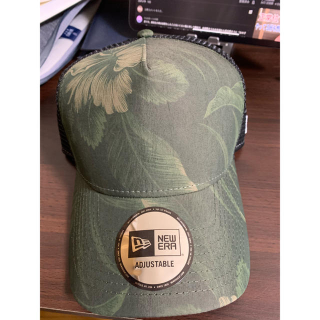 NEW ERA(ニューエラー)のニューエラ  NEW ERA キャップ　9FORTY ダークアロハ グリーン  メンズの帽子(キャップ)の商品写真