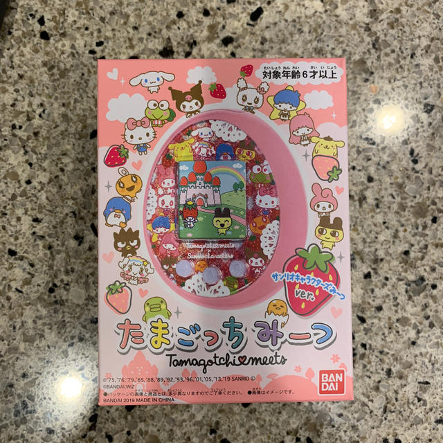 【即購入可能】未開封 たまごっちみーつ サンリオ キャラクターズver. ピンク