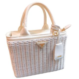 プラダ 中古 かごバッグ(レディース)の通販 46点 | PRADAのレディース