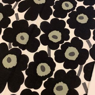 マリメッコ(marimekko)のmarimekko マリメッコ mini UNIKKO カットクロス　ブラック(生地/糸)