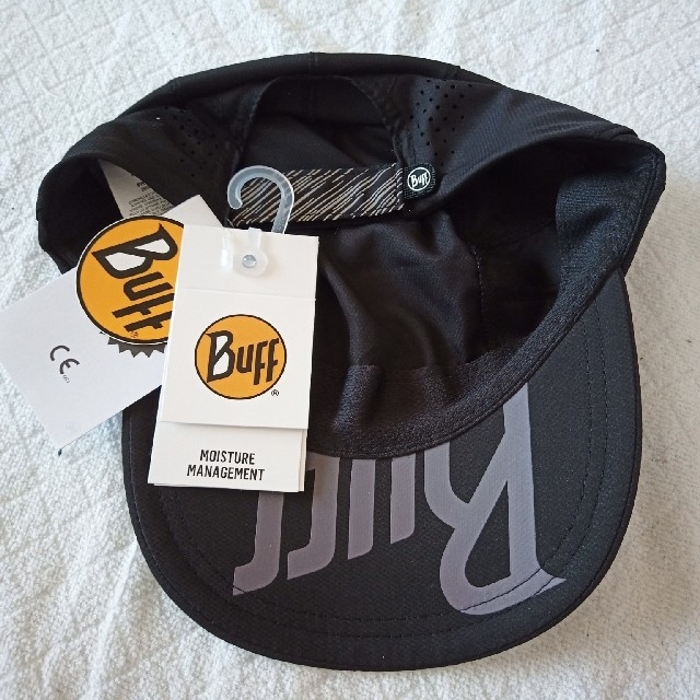 Buff Pro Run capとホグロフス kili cap のセット メンズの帽子(キャップ)の商品写真