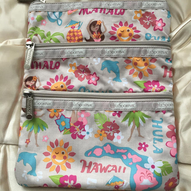 LeSportsac(レスポートサック)の美品！レスポートサック ハワイ ショルダーバッグ レディースのバッグ(ショルダーバッグ)の商品写真