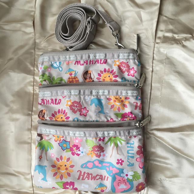 LeSportsac(レスポートサック)の美品！レスポートサック ハワイ ショルダーバッグ レディースのバッグ(ショルダーバッグ)の商品写真