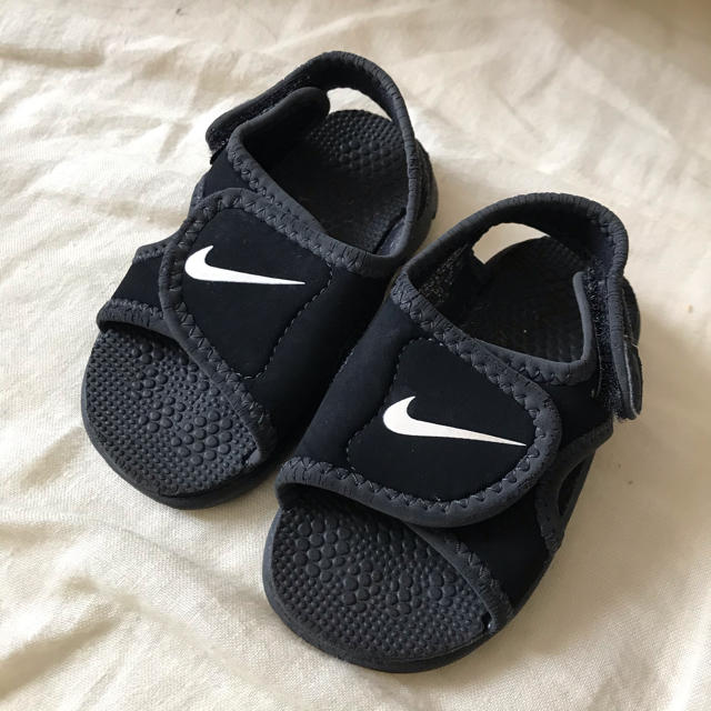 NIKE(ナイキ)のナイキ ベビーサンダル キッズ/ベビー/マタニティのベビー靴/シューズ(~14cm)(サンダル)の商品写真