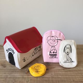 ピーナッツ(PEANUTS)のリンネル付録　ピーナッツ　スヌーピーのおうちと仲間たち ポーチ4個セット(ポーチ)