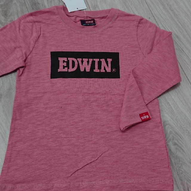 EDWIN(エドウィン)のEDWIN  ロンTセット☆110サイズ キッズ/ベビー/マタニティのキッズ服男の子用(90cm~)(Tシャツ/カットソー)の商品写真