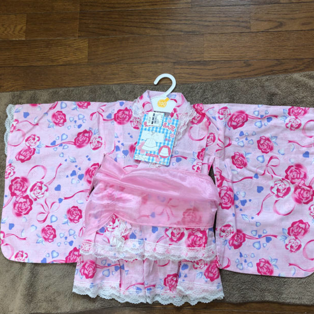 浴衣１００センチ キッズ/ベビー/マタニティのキッズ服男の子用(90cm~)(甚平/浴衣)の商品写真