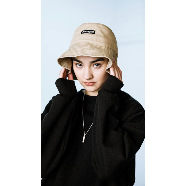 STYLENANDA(スタイルナンダ)のmahagrid ハット　BASIC LOGO BUCKE HAT  BLACK レディースの帽子(ハット)の商品写真