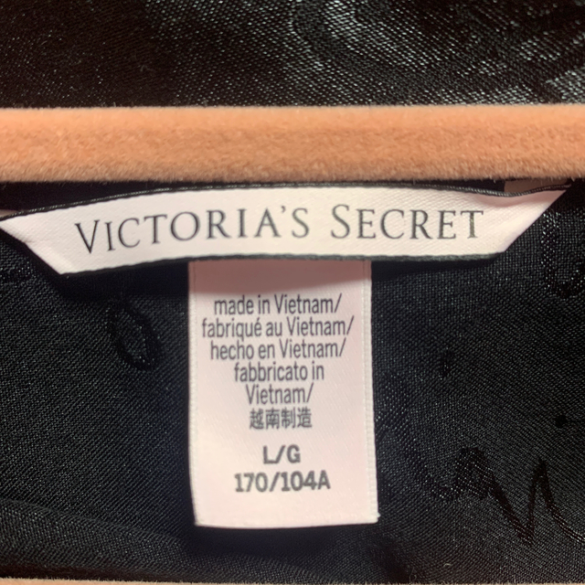 Victoria's Secret(ヴィクトリアズシークレット)のVictoria's secret オールインワン　パジャマ レディースのルームウェア/パジャマ(ルームウェア)の商品写真
