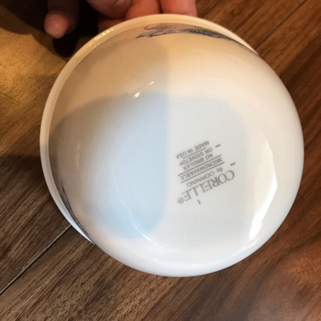 CORELLE(コレール)のコレールのディズニーのボウル5個、小皿2個 インテリア/住まい/日用品のキッチン/食器(食器)の商品写真